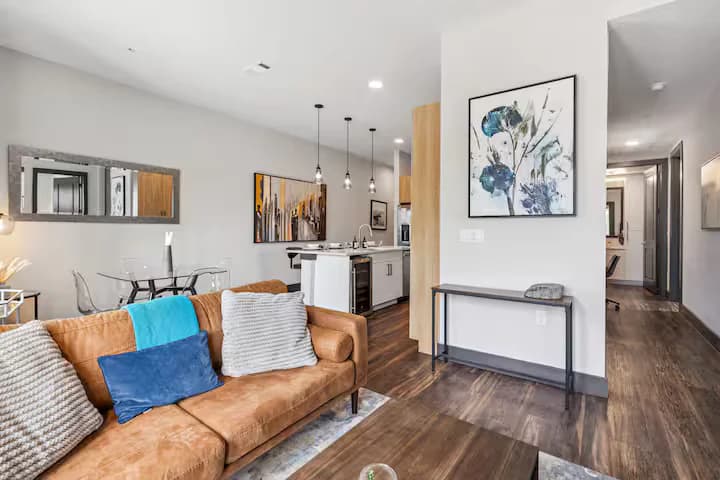 The Domain Spot | Chic & Central in North ATX - Image 3