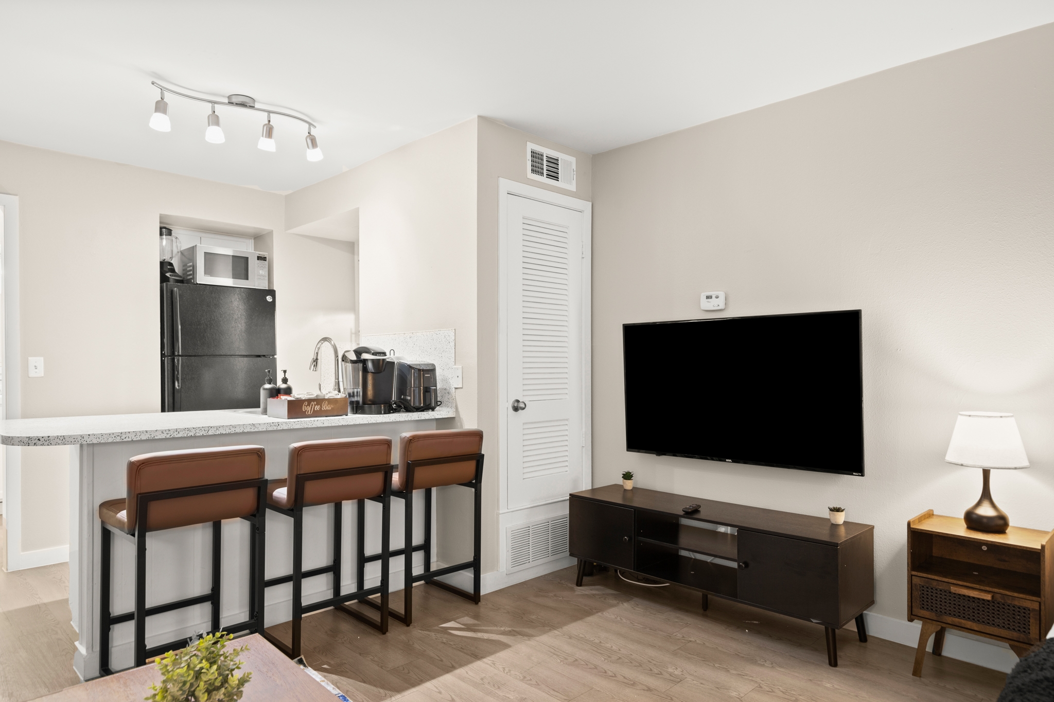 Property showcase 3